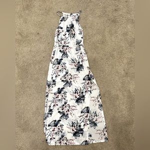 White floral maxi dress S